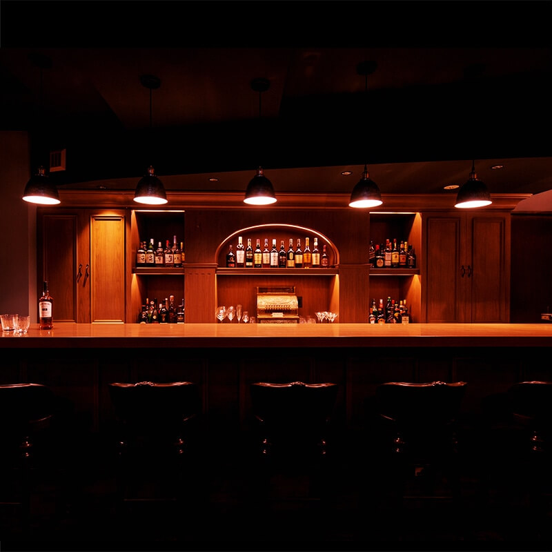 バーフェイス　正面カウンター