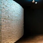 カンプバー　通路