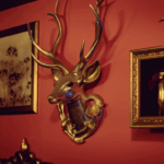 SECRET（シークレット）カウンター頭上の鹿