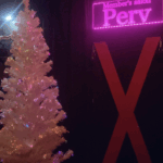 perv（パフ）X字架