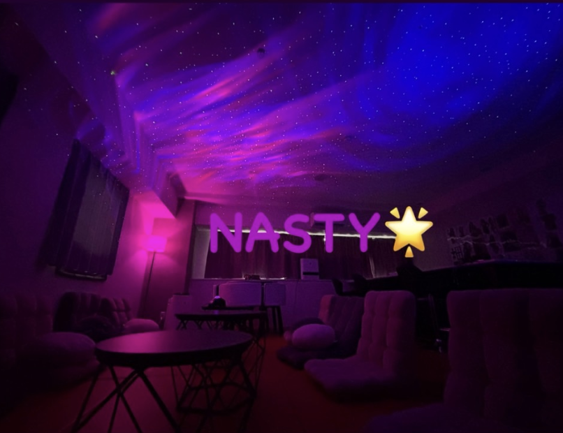 NASTY フロア壁側から