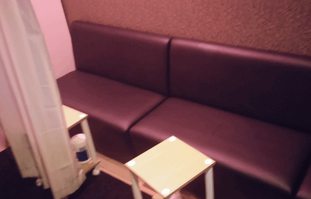 M’s倶楽部(エムズ倶楽部)ソファ席