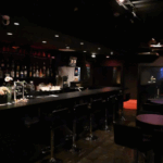 B-DASH（ビーダッシュ）カウンター全体