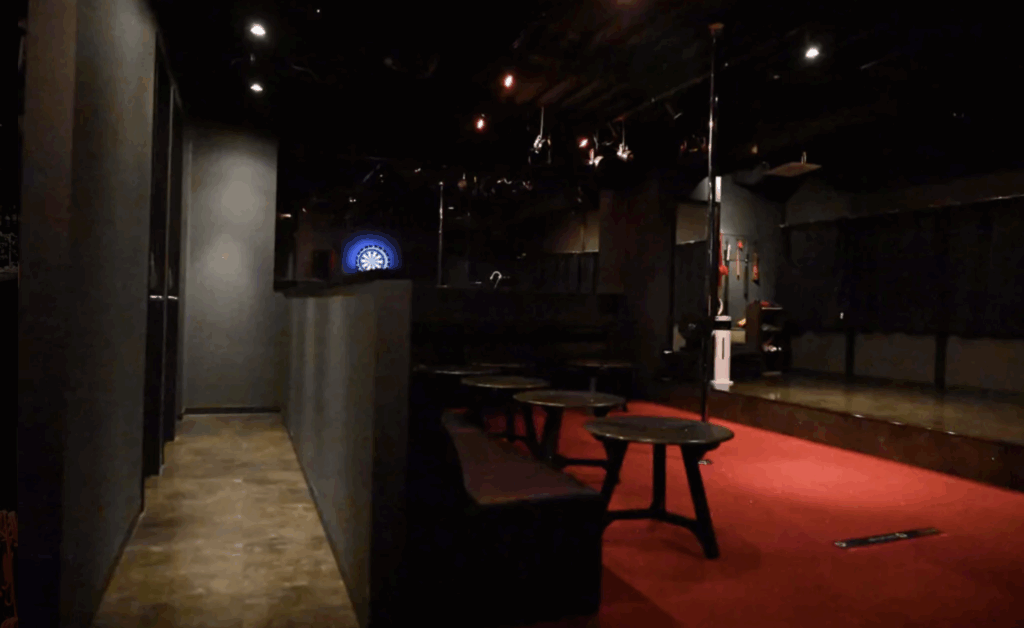 B-DASH（ビーダッシュ）フロア