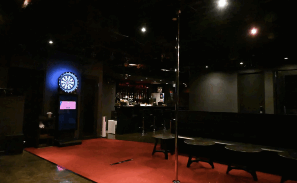 B-DASH（ビーダッシュ）ダーツとポール