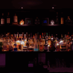 アグリーアブル　カウンター　お酒