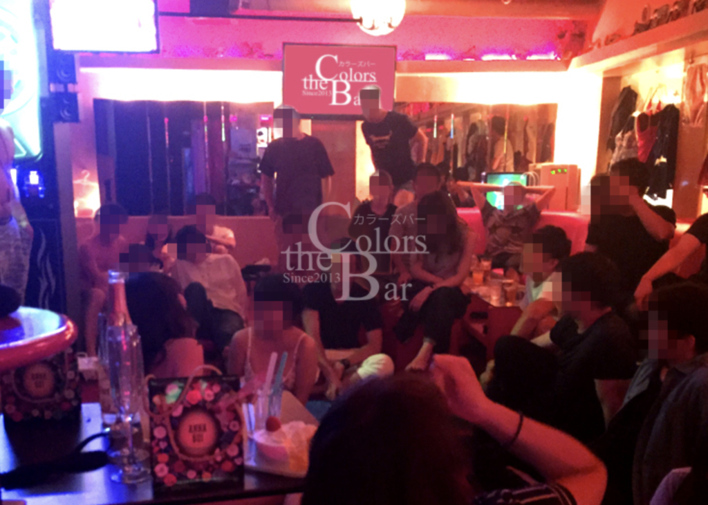 カラーズ　フロア全体