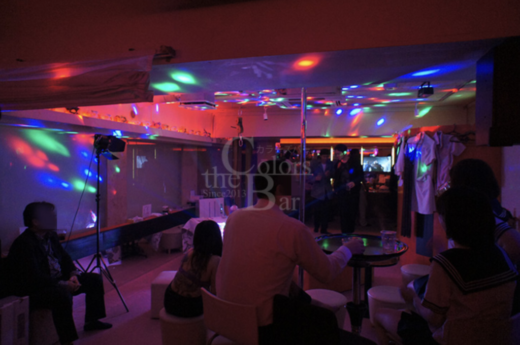 カラーズ　フロア全体②